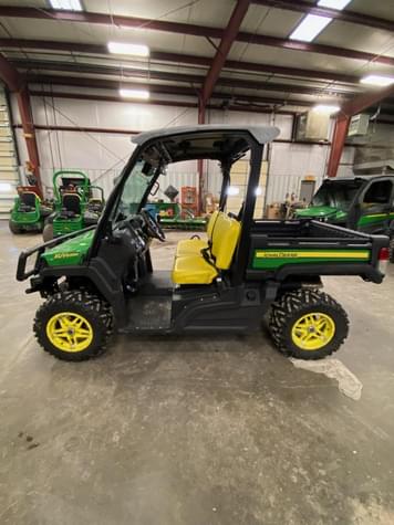 Main image John Deere XUV 835M