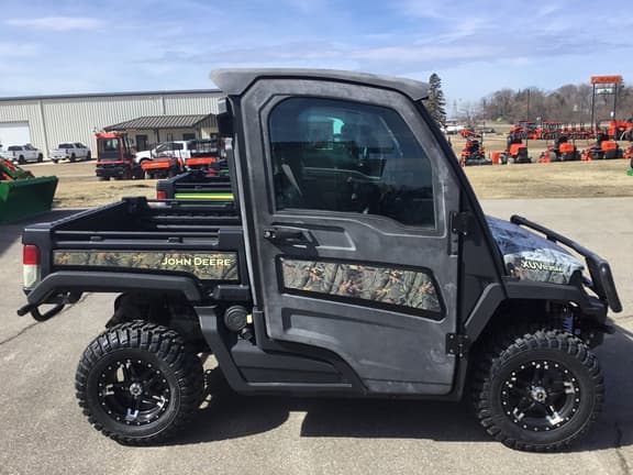Image of John Deere XUV 835M equipment image 2