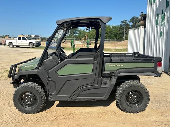Image of John Deere XUV 835M equipment image 4