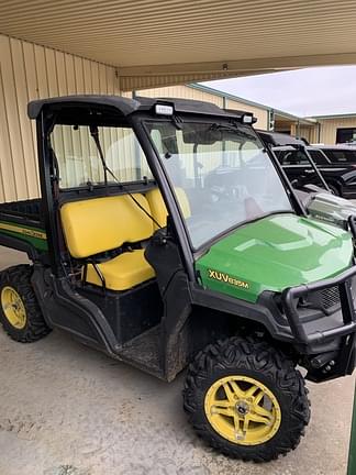 Image of John Deere XUV 835M Primary image