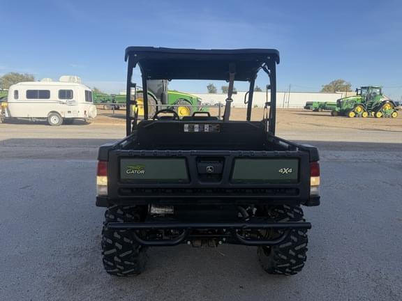 Image of John Deere XUV 835M equipment image 4