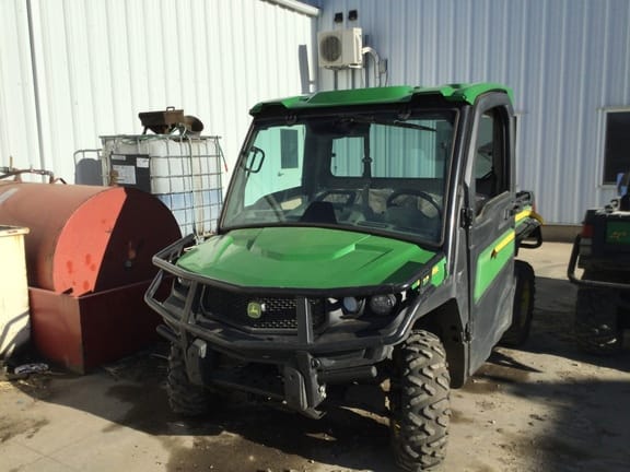 Main image John Deere XUV 835R