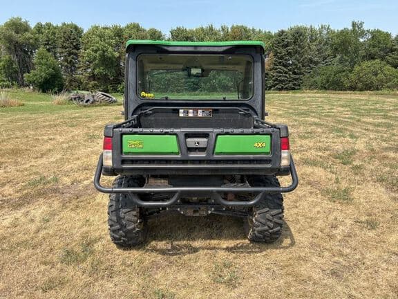 Image of John Deere XUV 835R equipment image 3