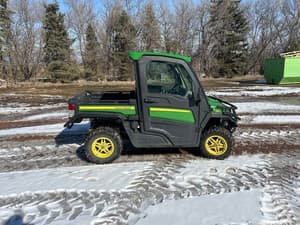 2020 John Deere XUV 835R Image