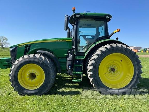 Image of John Deere 8370R equipment image 3