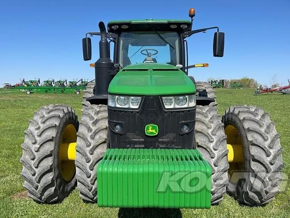 Image of John Deere 8370R equipment image 4