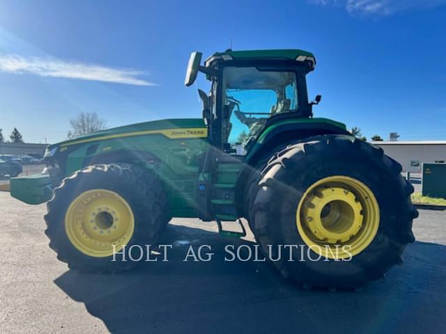 Image of John Deere 8370R equipment image 2