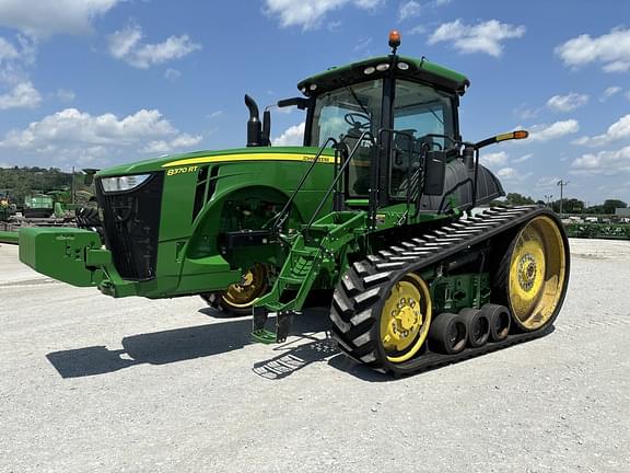 Image of John Deere 8370RT equipment image 1