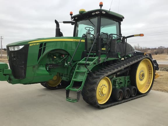 Image of John Deere 8370RT equipment image 1