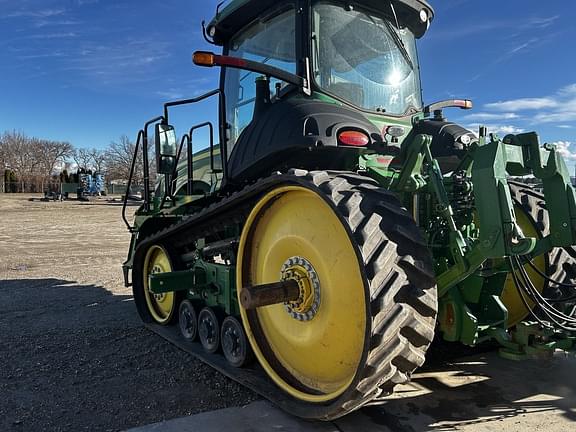 Image of John Deere 8370RT equipment image 2