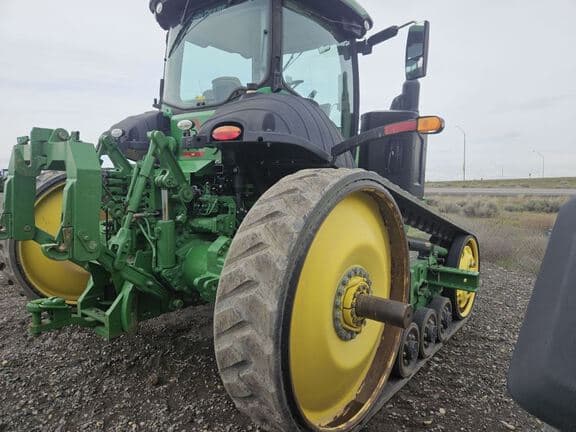Image of John Deere 8370RT equipment image 4