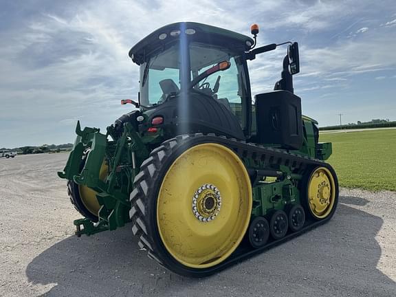 Image of John Deere 8370RT equipment image 4