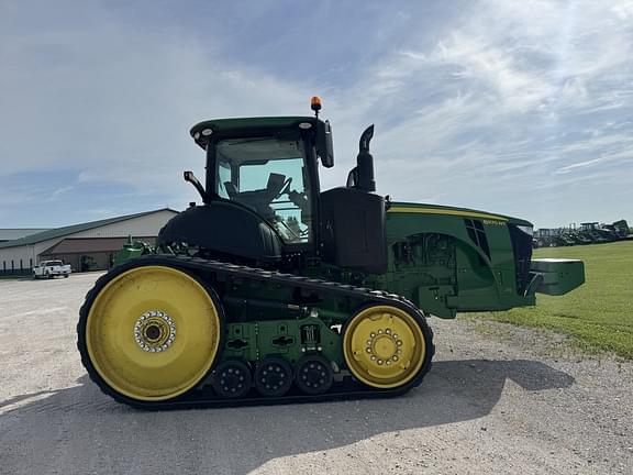 Image of John Deere 8370RT equipment image 3