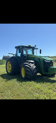 Image of John Deere 8400R equipment image 2