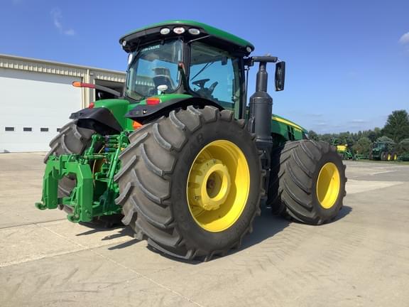 Image of John Deere 8400R equipment image 4