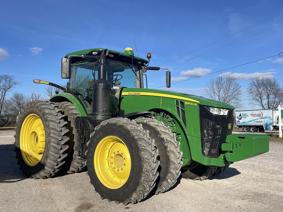 Image of John Deere 8400R Primary image