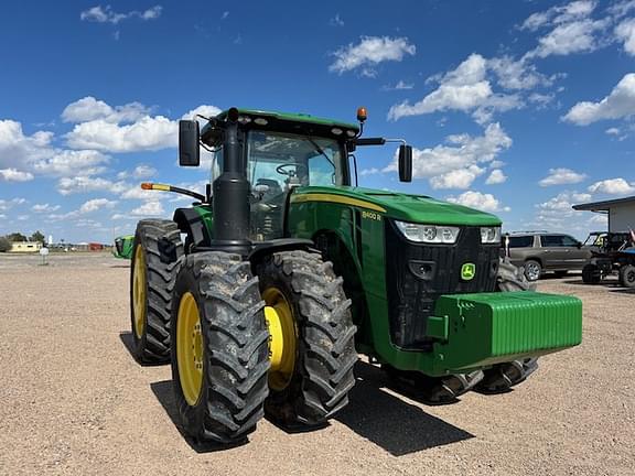 Image of John Deere 8400R equipment image 3