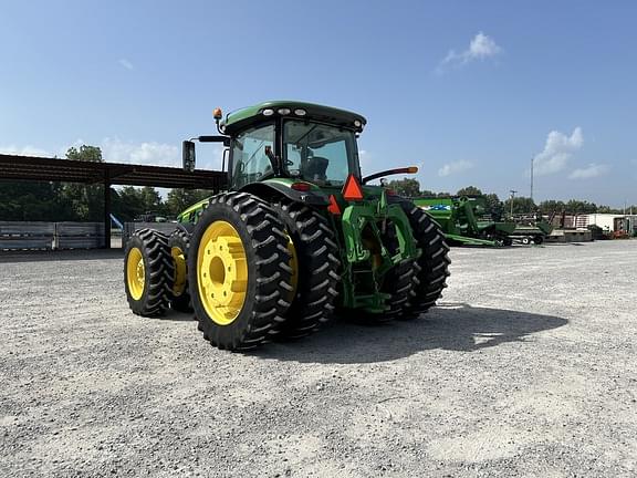 Image of John Deere 8400R equipment image 4