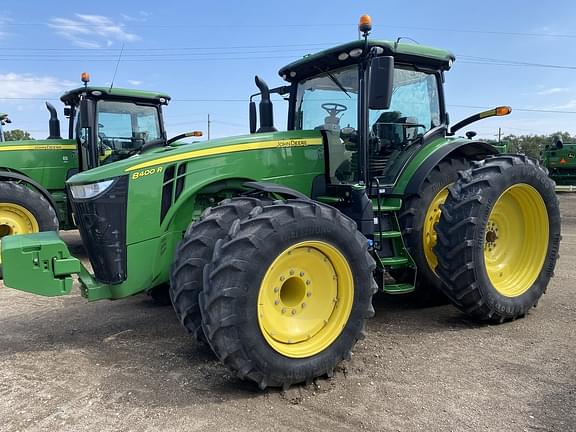 Image of John Deere 8400R equipment image 1