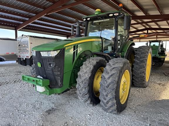 Image of John Deere 8400R equipment image 2