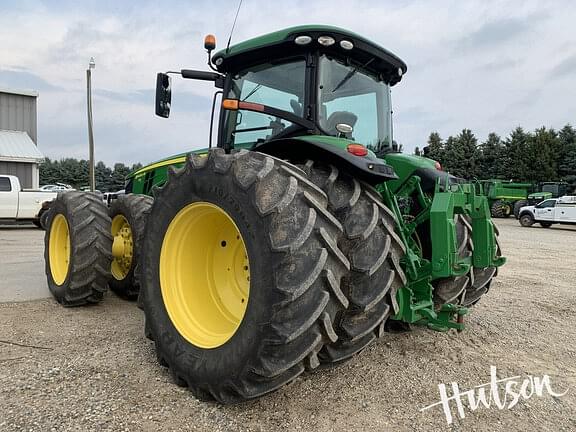 Image of John Deere 8400R equipment image 3