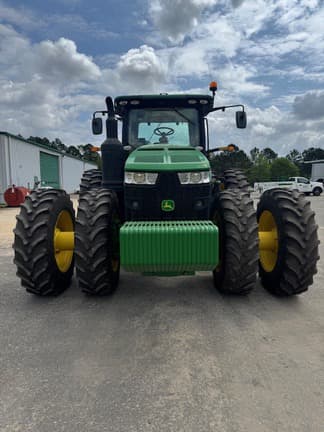 Image of John Deere 8400R equipment image 1