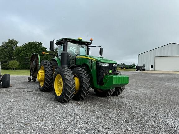 Image of John Deere 8400R Primary image