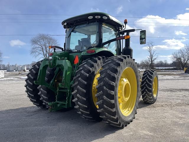 Image of John Deere 8400R equipment image 4