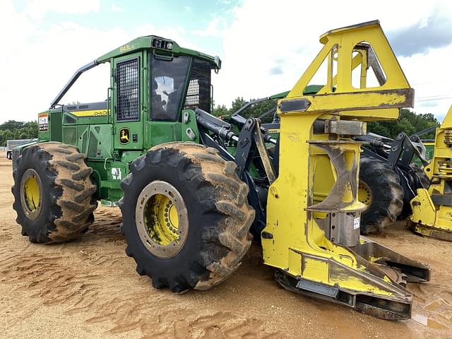 Image of John Deere 843L equipment image 3