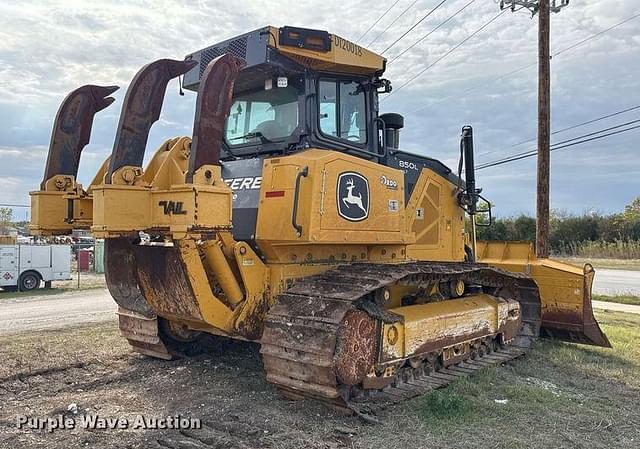 Image of John Deere 850L equipment image 4