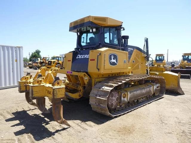 Image of John Deere 850L equipment image 2