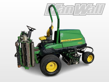 Main image John Deere 8900A
