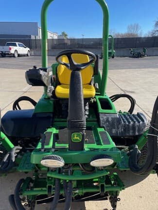 Image of John Deere 8900A equipment image 4