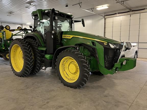 Image of John Deere 8R 230 Primary image