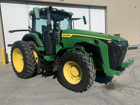 2020 John Deere 8R 230 Equipment Image0