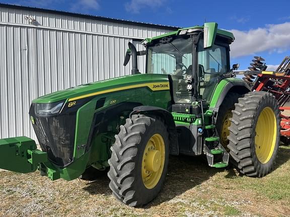 Image of John Deere 8R 230 Primary image