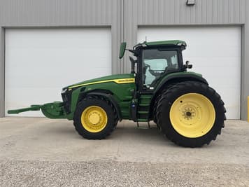 Main image John Deere 8R 230
