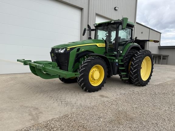 Image of John Deere 8R 230 Primary image
