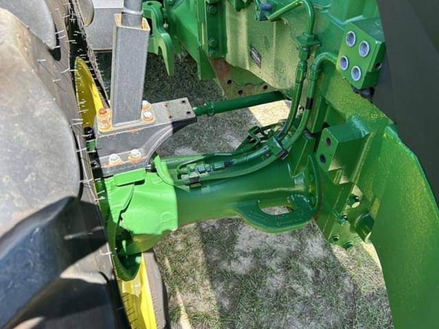 Image of John Deere 8R 250 equipment image 2