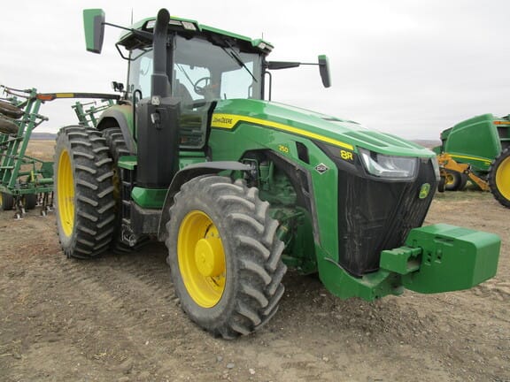 Main image John Deere 8R 250