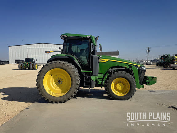 Image of John Deere 8R 250 equipment image 1