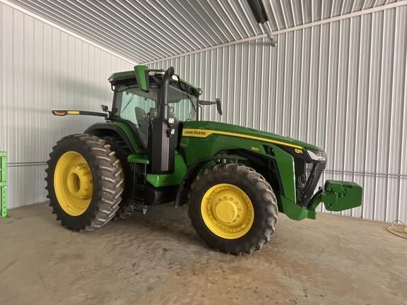 Image of John Deere 8R 250 equipment image 1
