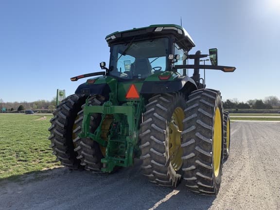 Image of John Deere 8R 250 equipment image 4