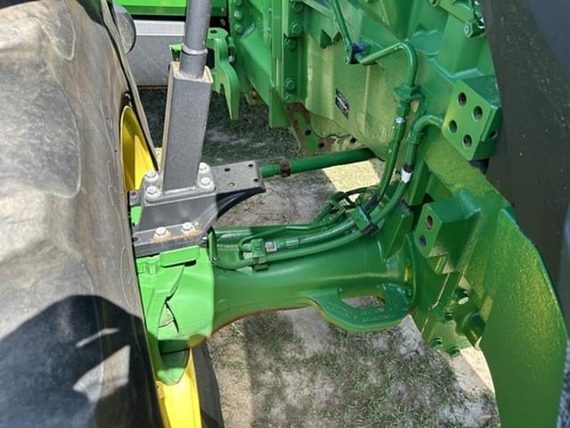 Image of John Deere 8R 250 equipment image 2