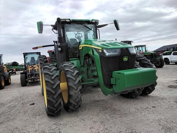 Image of John Deere 8R 250 equipment image 2