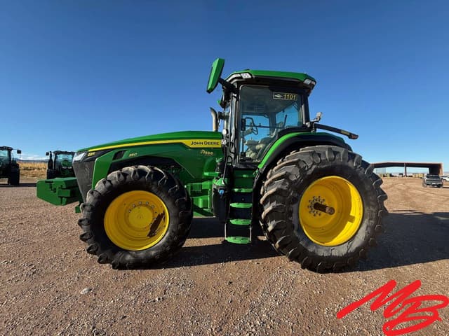 Image of John Deere 8R 250 equipment image 4