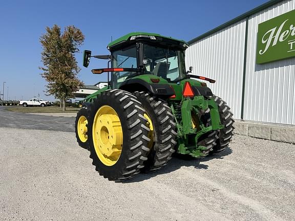 Image of John Deere 8R 310 equipment image 3