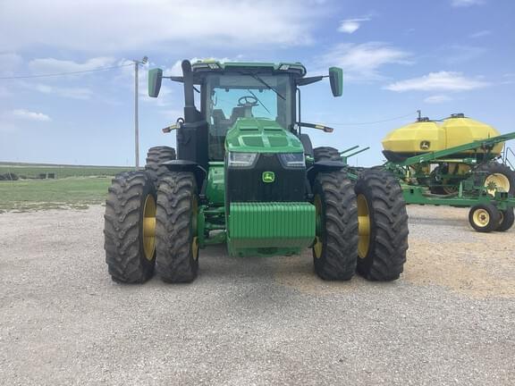 Image of John Deere 8R 310 equipment image 3