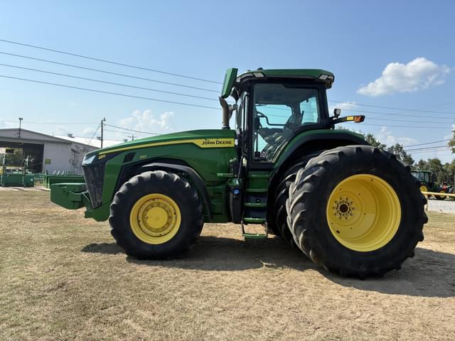 Image of John Deere 8R 310 equipment image 1