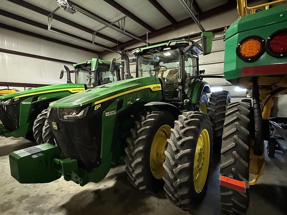 Image of John Deere 8R 310 equipment image 1